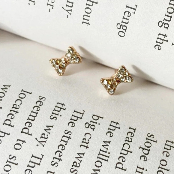 SUPER TINY PAVE ROSE GOLD STUDS - Picture 1 of 1